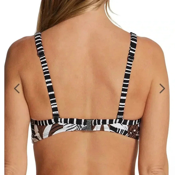 Bleu Rod Beattie Bold Moves Underwire Molded Swim Top and Sarong Hipster Bottom - Picture 4 of 13